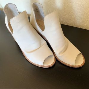 Chinese Laundry Leather Shoes